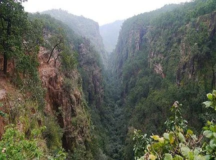 Handi Khoh 300-Foot Deep Sandstone Gorge in Pachmarhi Madhya Pradesh